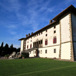 Tuscan villa 2